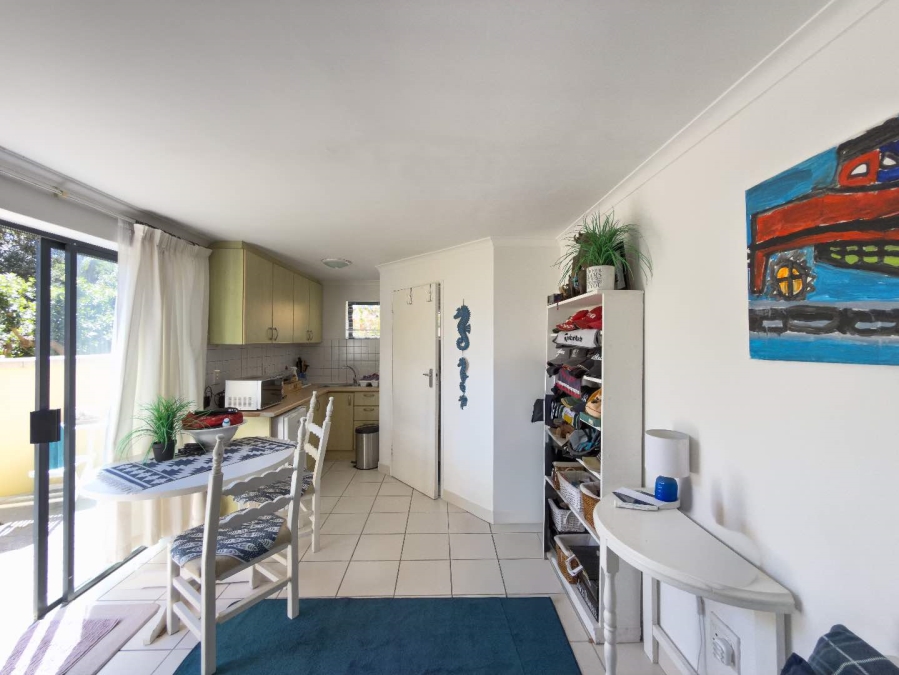 4 Bedroom Property for Sale in Sunset Links Western Cape